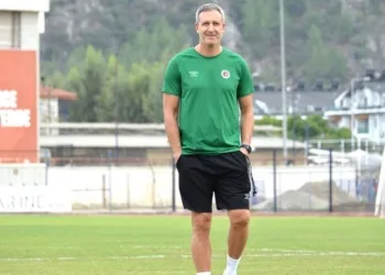 Fethiyespor’da Antrenör Taner Gülleri ile yollar ayrıldı