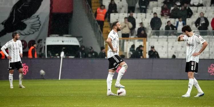 Beşiktaş ligin ilk yarısında istikrarı sağlayamadı
