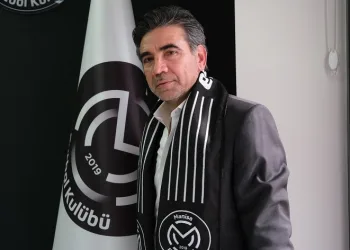 Manisa FK, Osman Özköylü ile yollarını ayırdı