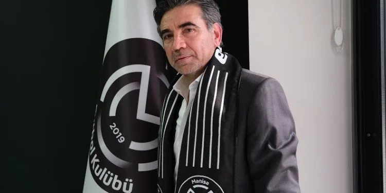 Manisa FK, Osman Özköylü ile yollarını ayırdı