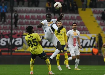 Kayserispor yenilgiyle başladı, yenilgiyle bitirdi