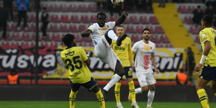 Kayserispor yenilgiyle başladı, yenilgiyle bitirdi