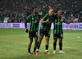 Sakaryaspor, şampiyonluk hedefine emin adımlarla ilerliyor