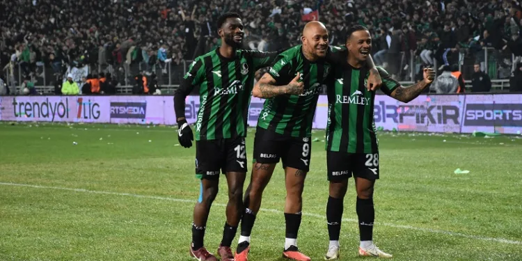 Sakaryaspor, şampiyonluk hedefine emin adımlarla ilerliyor