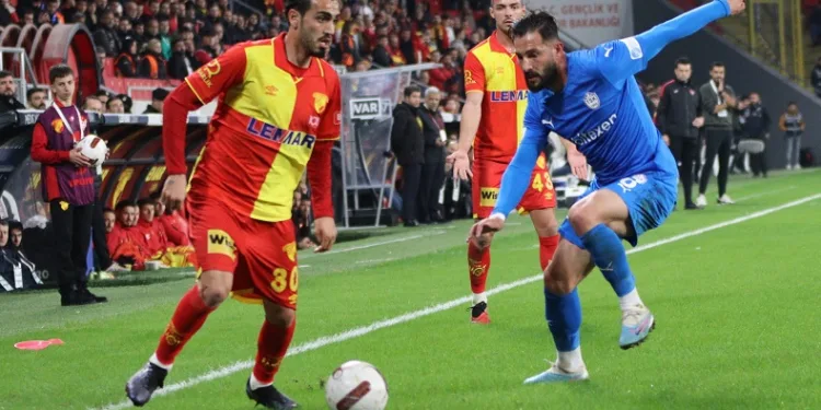 Göztepeli Yalçın Kayan, kariyerinin en golcü sezonunu yaşıyor