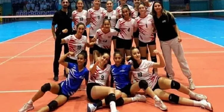 Alkışlar Salihli’nin minik sultanlarına
