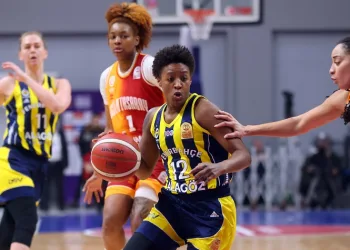 Kadın pota derbisi Fenerbahçe’nin