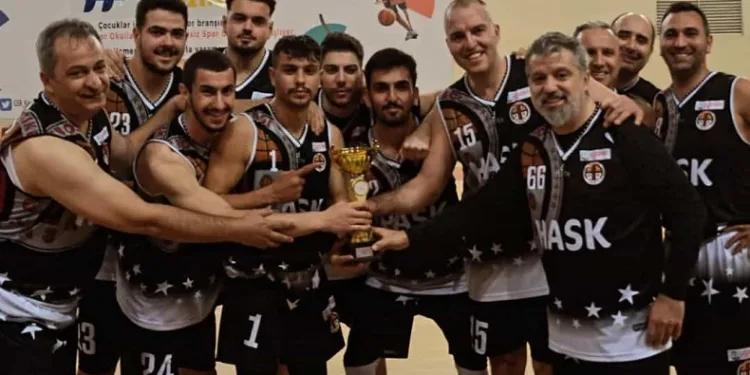 Kayseri Büyük Erkekler Basketbolda Şampiyon Hasketbol SK