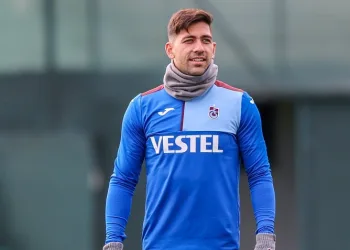 Panathinaikos, Bakasetas için düğmeye bastı
