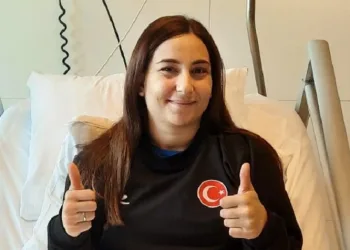 Milli hentbolcu Beyza Karaçam, ön çapraz bağ ameliyatı oldu