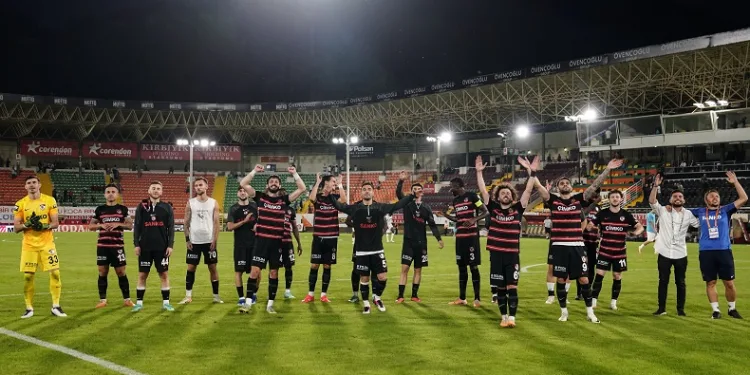 Gaziantep FK ligin ilk yarısına kötü başladı, iyi bitirdi