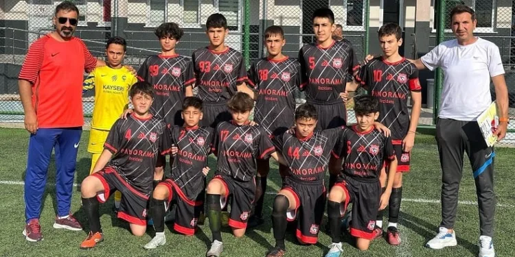 Gültepespor antrenörü Ahmet Duman’ın cezası düşürüldü