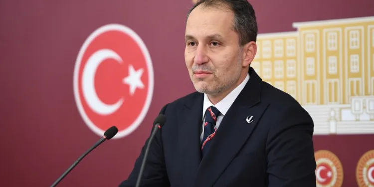 Erbakan yeni asgari ücreti eleştirdi