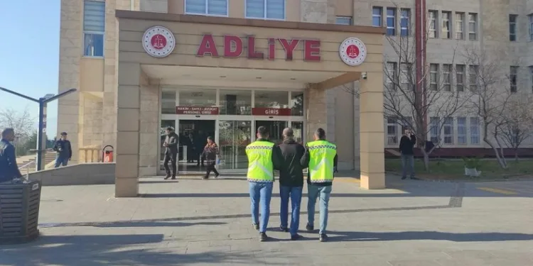 Uyuşturucu suçundan aranan şahıs tutuklandı