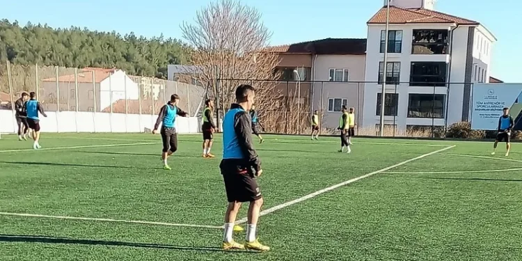 1969 Bilecikspor zorlu Kütahya deplasmanı öncesi tüm hazırlıkları tamamladı