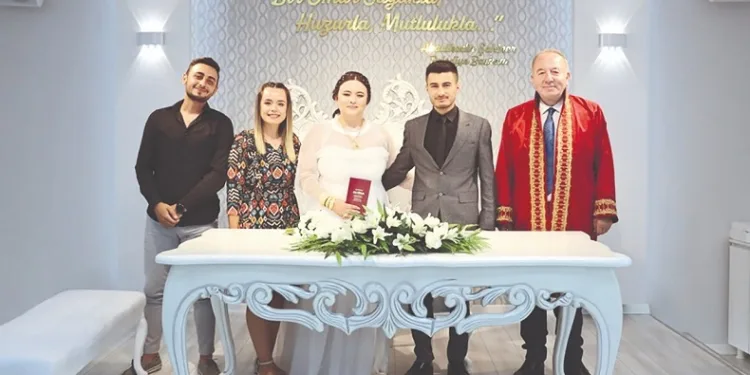 Sungurlu’da 2023 yılında 270 çift evlendi