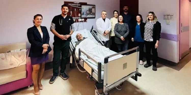 Tunceli’de bir hastaya ilk defa kalp pili takıldı