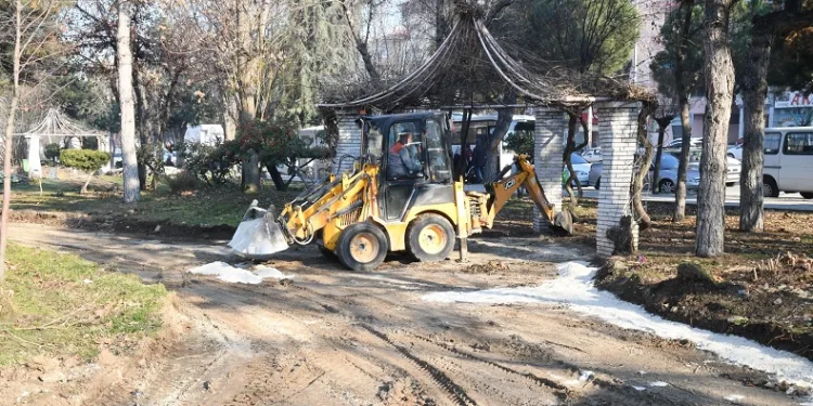 Soner Toros Basın Parkı yenileniyor