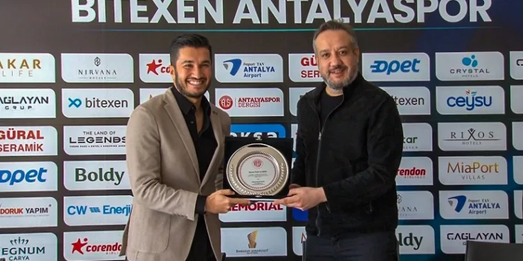 Nuri Şahin: “Hayalimi gerçekleştirerek ayrılıyorum, gönlüm ferah”