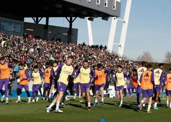 Real Madrid’in taraftara açık antrenmanında Arda Güler de yer aldı