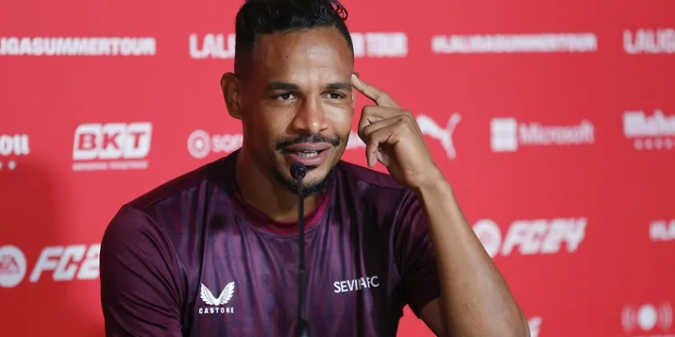 Sevilla, Fernando Reges’in sözleşmesinin feshedildiğini açıkladı