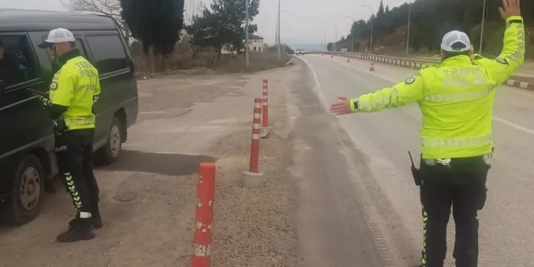 Bilecik’te trafik denetimleri yılbaşında da sürüyor