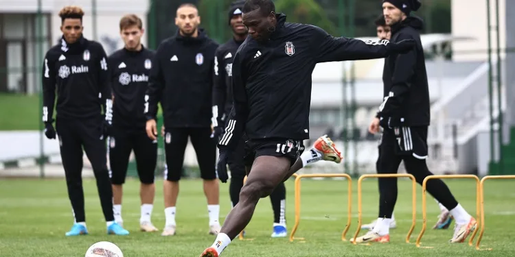 Beşiktaş, Fenerbahçe derbisinin hazırlıklarını sürdürdü