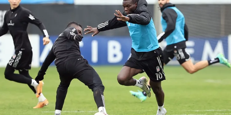 Beşiktaş’ta, Fenerbahçe maçı hazırlıkları devam etti