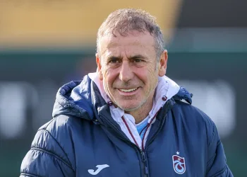 Abdullah Avcı: “Trabzonspor tarihi ile büyüdük”