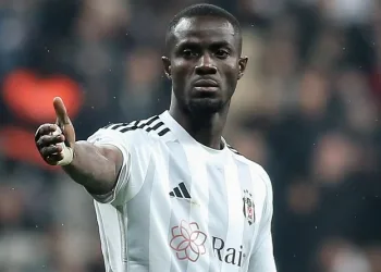 Beşiktaş’ta Eric Bailly ile yollar ayrıldı