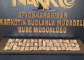 Afyonkarahisar’da eve uyuşturucu baskını