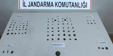 Milyonluk tarihi eserleri satarken suçüstü yakalandılar
