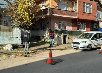 Kocaeli’de bir şahıs göğsünden bıçaklandı