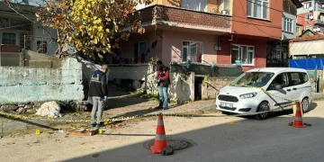Kocaeli’de bir şahıs göğsünden bıçaklandı