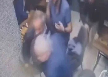 Depreme maç izlerken yakalandılar