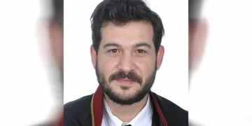 10 yıllık avukat kalbine yenik düştü