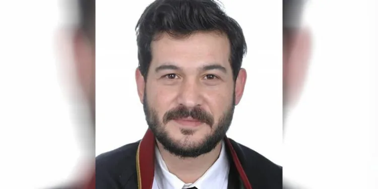 10 yıllık avukat kalbine yenik düştü