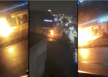 Bursa’da mobilya mağazası alev alev yandı