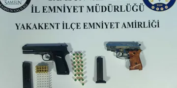 Yakakent’teki uygulamada silah ele geçirildi