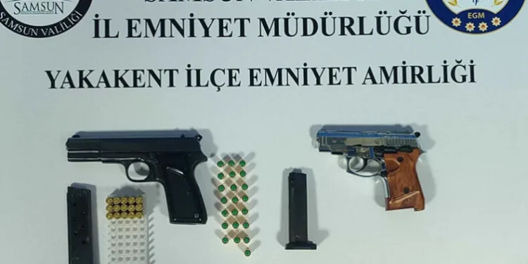 Yakakent’teki uygulamada silah ele geçirildi