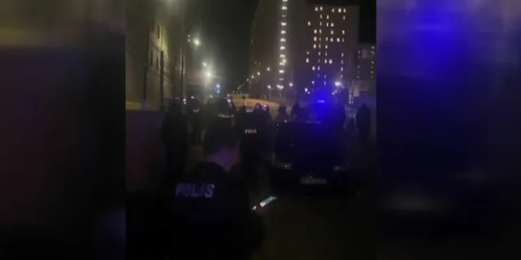 Bursa’da mobilya mağazası alev alev yandı