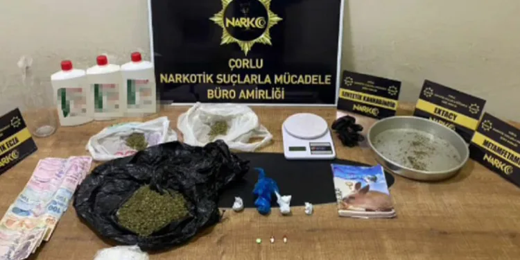 İki ilde uyuşturucu operasyonu: 11 gözaltı