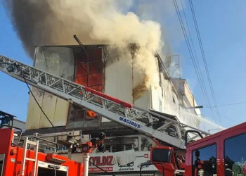 Kayseri’de iş yeri deposunda yangın