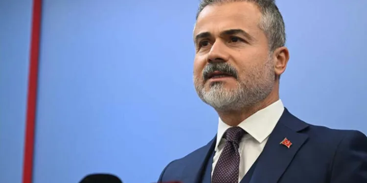 Yeniden Refah’tan sert açıklama
