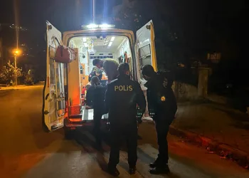 Anahtarını unutan genç balkondan düştü