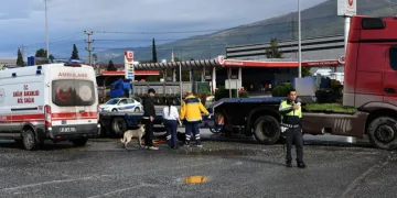 Tırla çarpışan motosikletin sürücüsü hayatını kaybetti