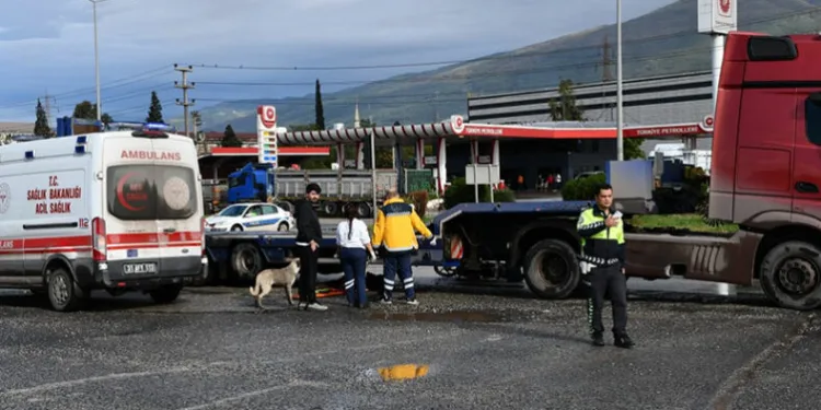 Tırla çarpışan motosikletin sürücüsü hayatını kaybetti