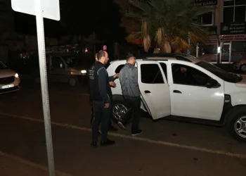 Aranan FETÖ’cü Mersin’de yakalandı