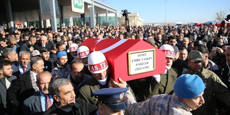 Türkiye Kuzey Irak şehitlerini uğurladı