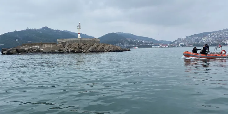 Kayıp 7 mürettebatını arama çalışmaları sürüyor